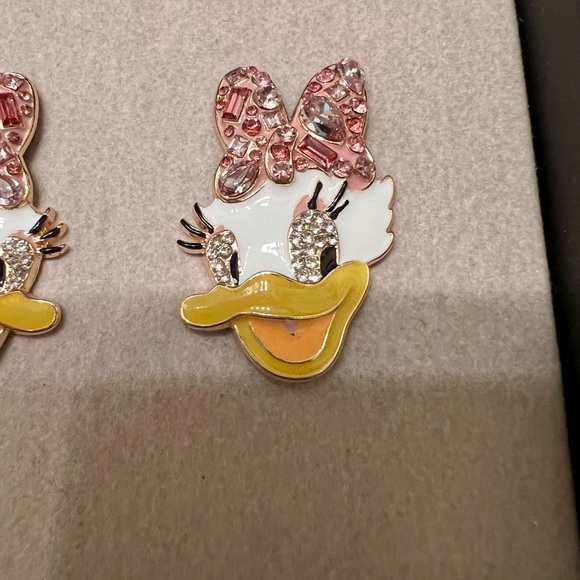 DISNEY X BAUBLEBAR DAISY EARRINGS - Picture 3 of 6